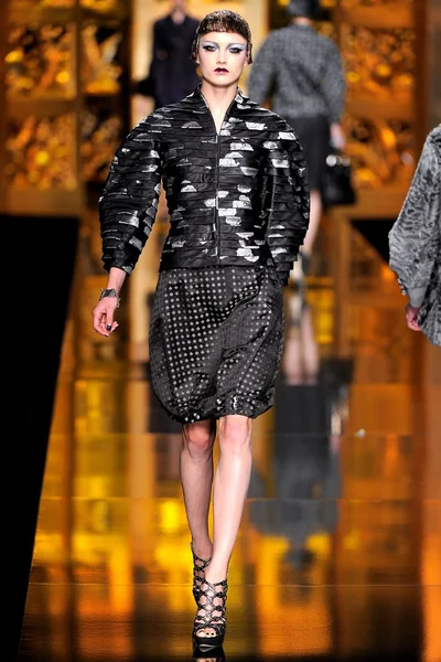 Look 6